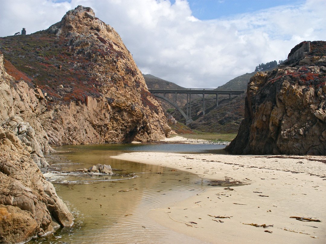 가라파타 크릭 비치 (Garrapata Creek Beach)